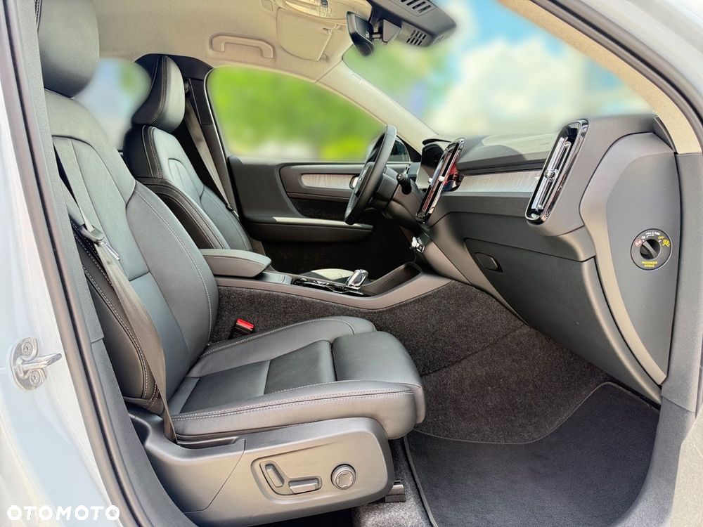 Volvo XC 40 - 23
