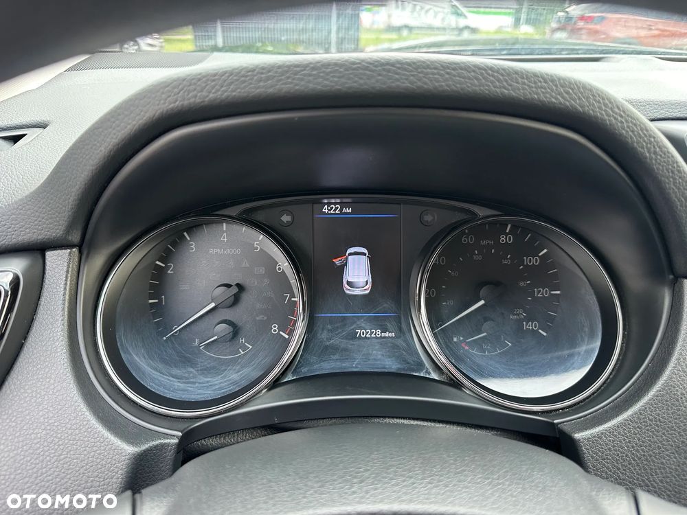 Nissan Rogue - 13