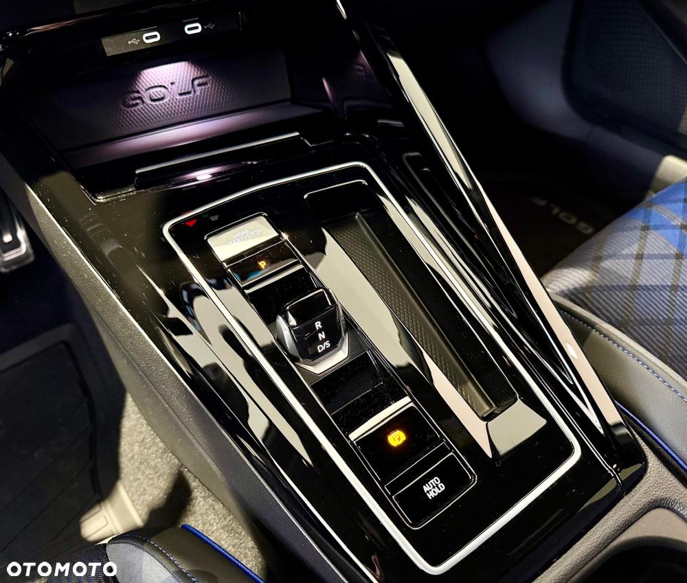 Volkswagen Golf 2.0 TSI 4Motion R DSG - 22