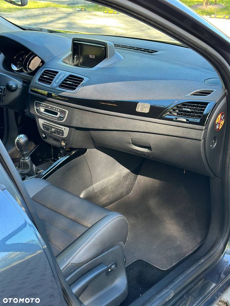 Renault Megane 1.6 dCi Bose - 9