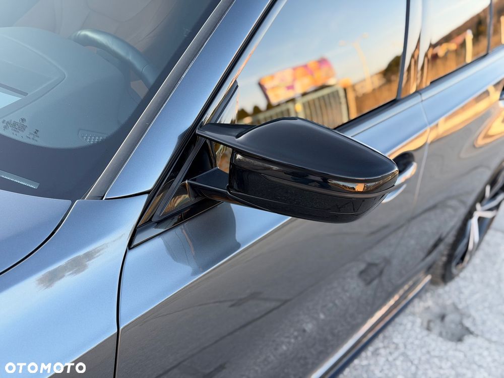 BMW Seria 3 M340i xDrive - 12