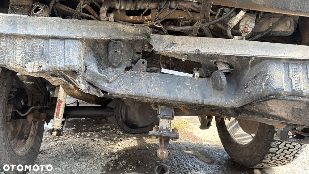 Chevrolet Silverado - 25