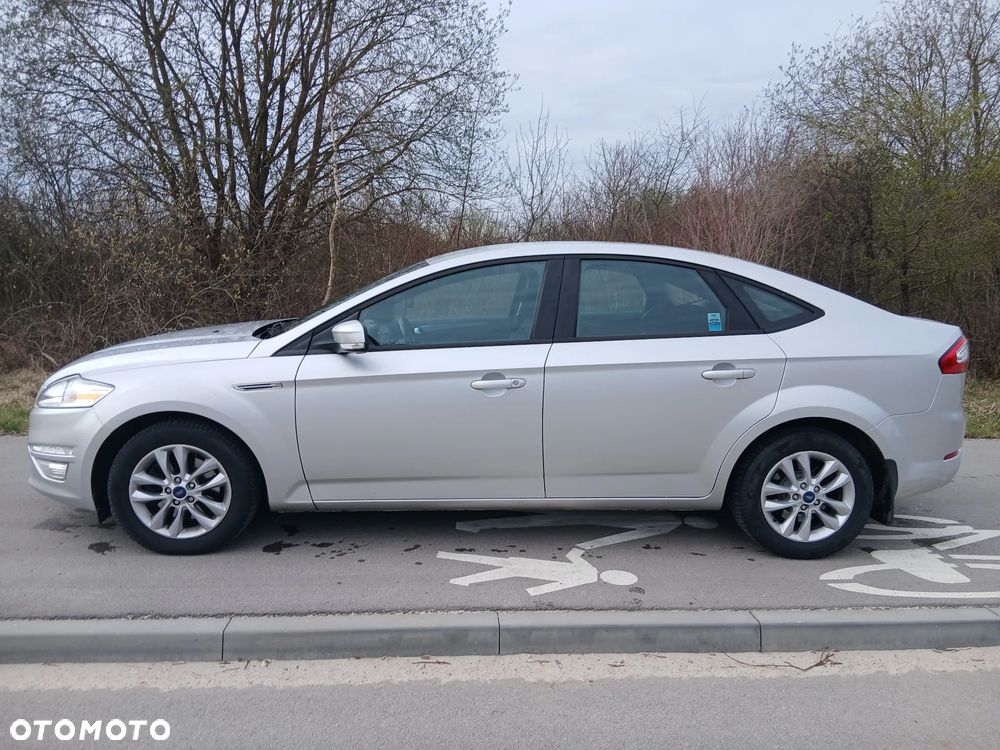Ford Mondeo 1.6 T Ambiente - 8