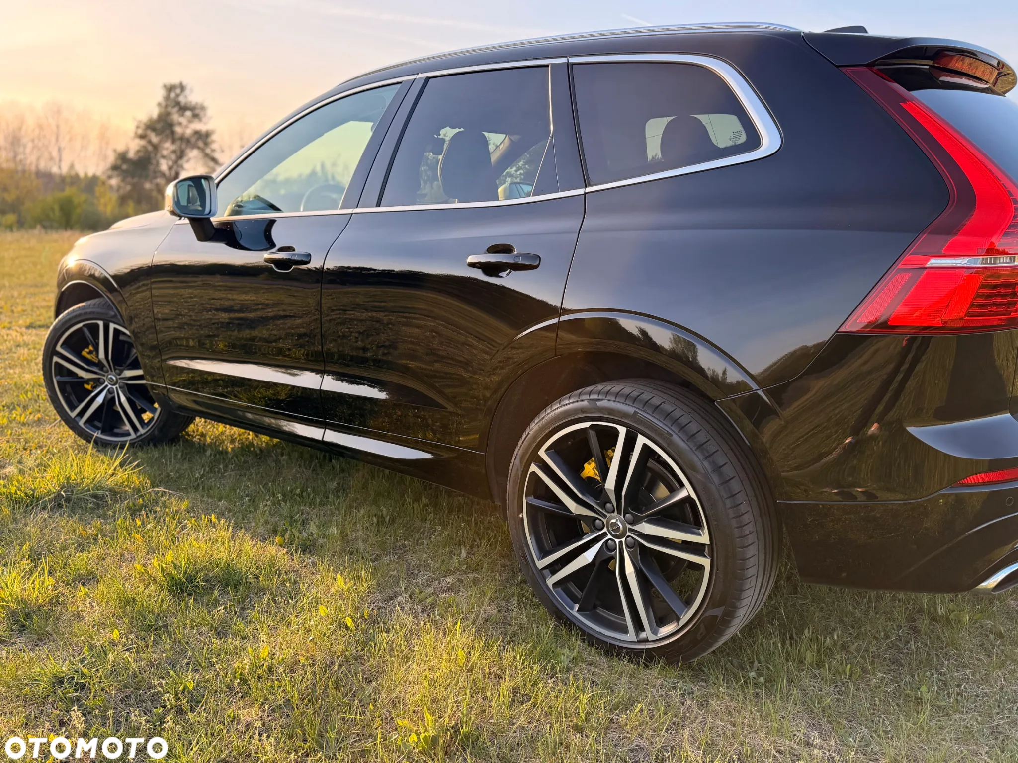 Volvo XC 60 T6 AWD R-Design - 5