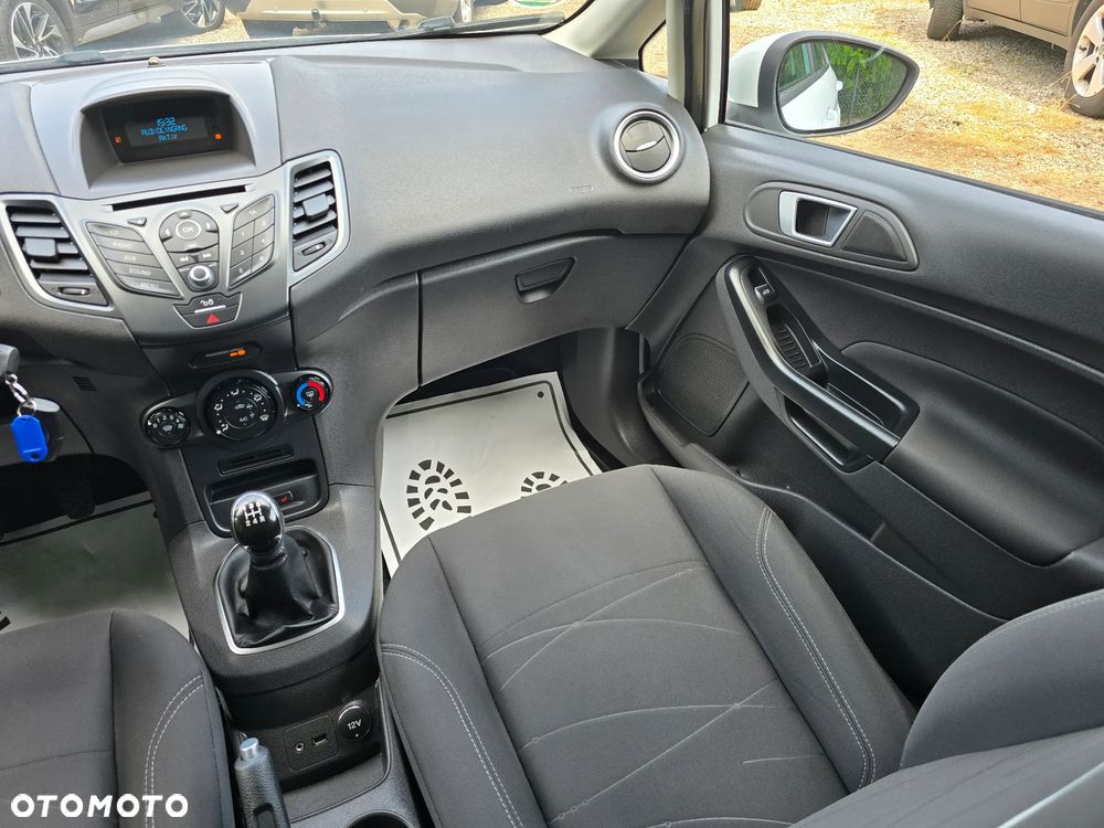 Ford Fiesta 1.25 Champions Edition - 25