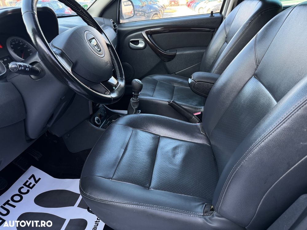Dacia Duster 1.5 dCi 4x4 Prestige - 9