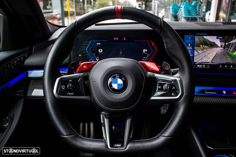 BMW M5 xDrive - 15
