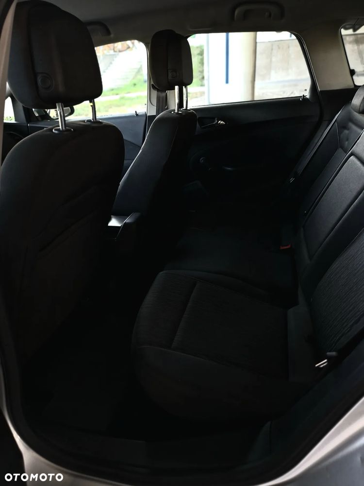 Opel Astra IV 1.7 CDTI Enjoy - 24