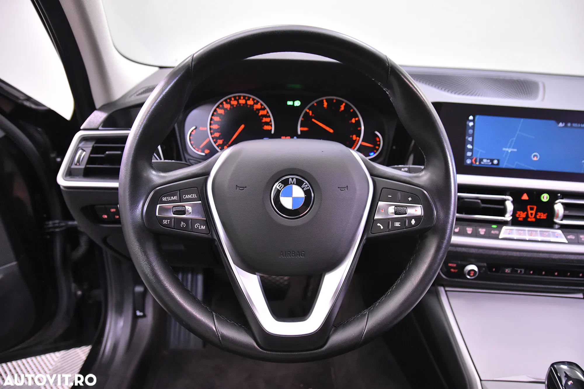 BMW Seria 3 320d Touring xDrive Aut. - 16