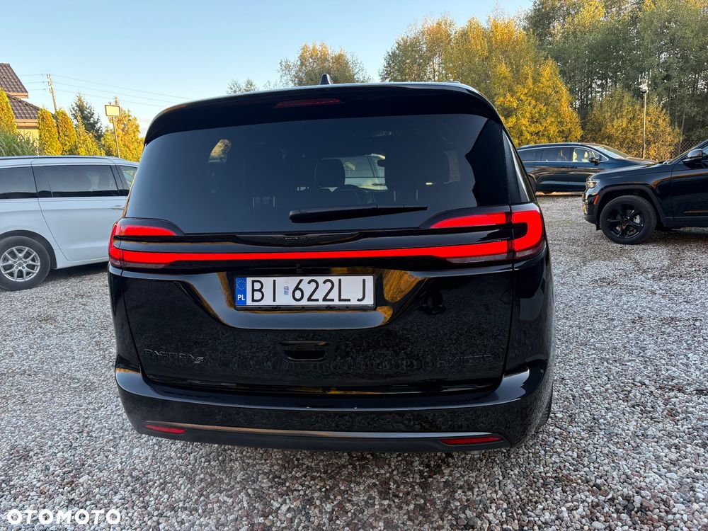 Chrysler Pacifica 2025 photo 5