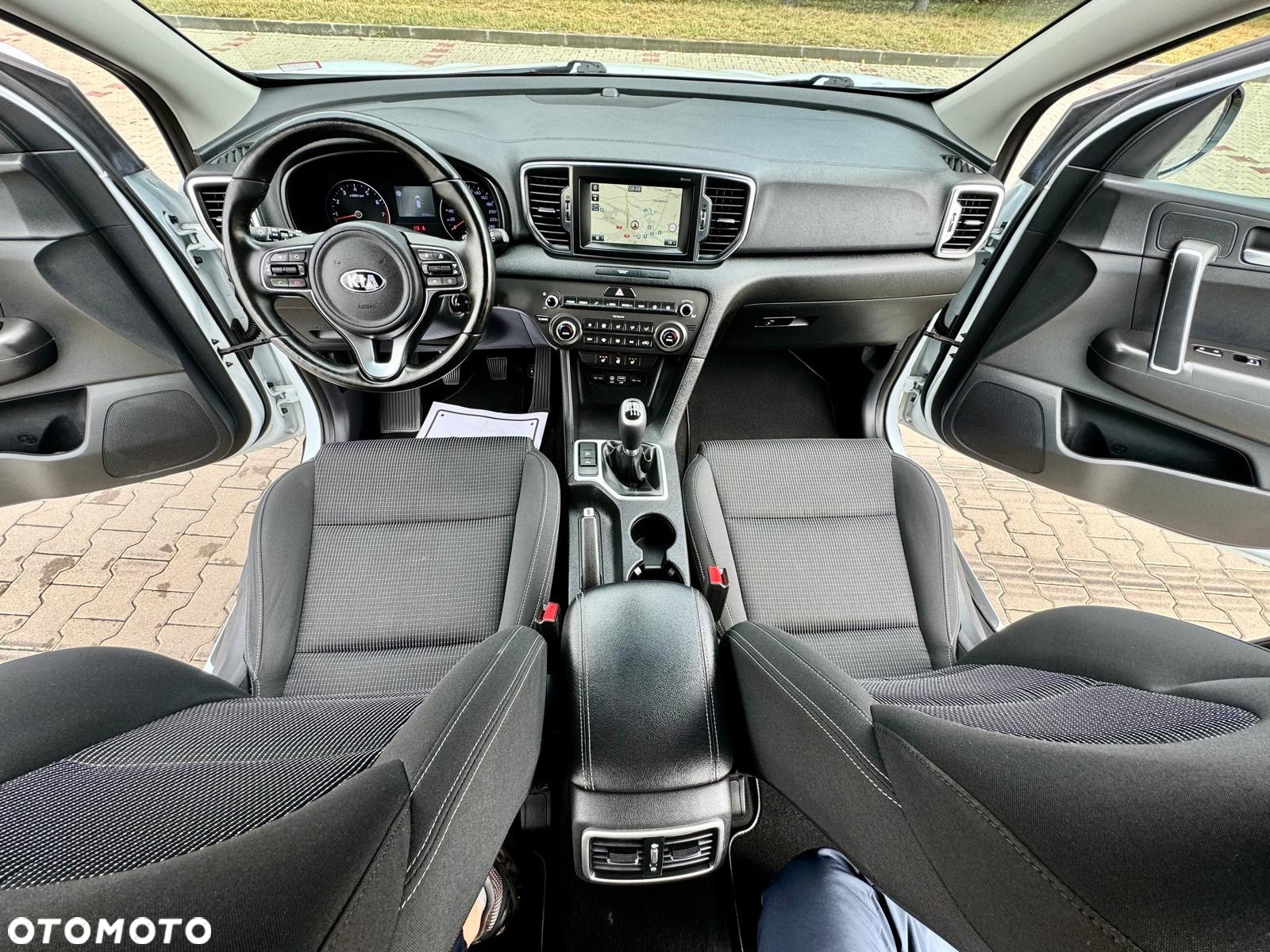 Kia Sportage 1.6 GDI Black Edition 2WD - 7
