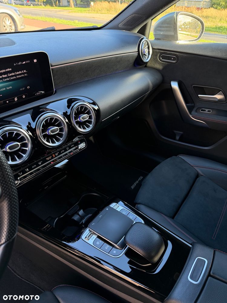 Mercedes-Benz Klasa A 180 d AMG Line 7G-DCT - 8