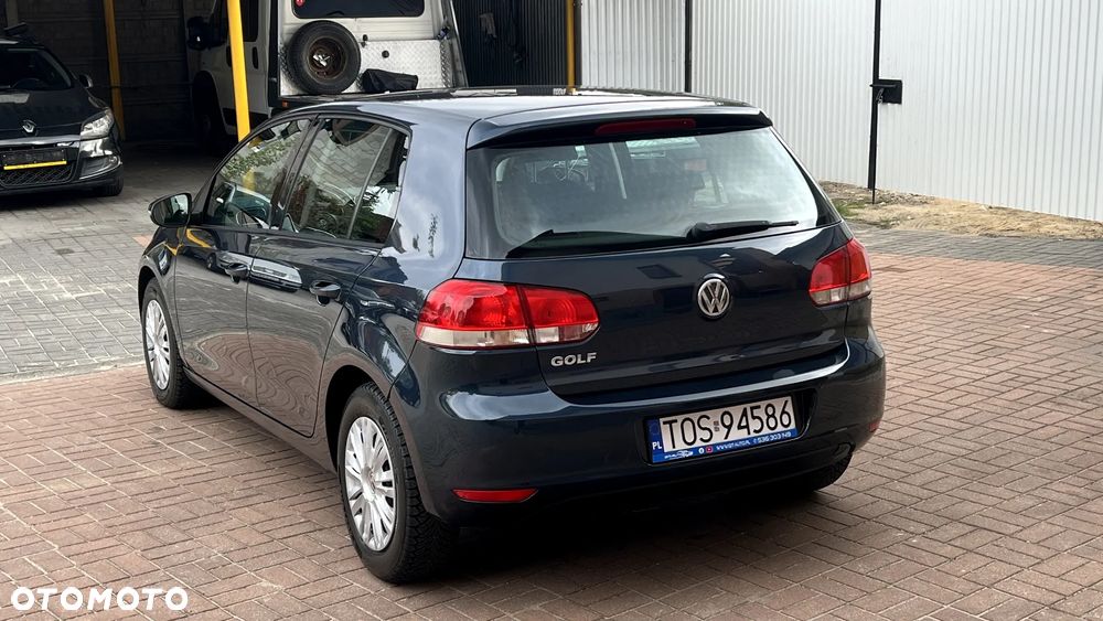Volkswagen Golf 1.6 Comfortline - 15