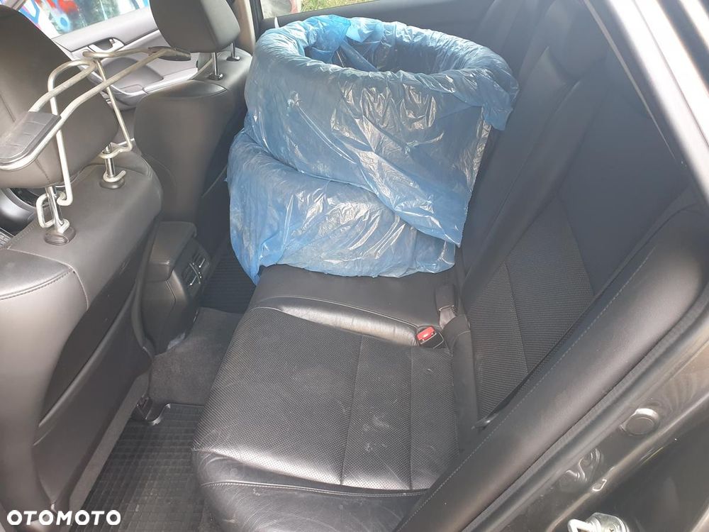 Honda Accord 2.0 Executive - 11