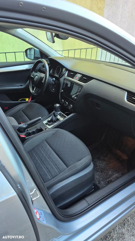 Skoda Octavia - 3