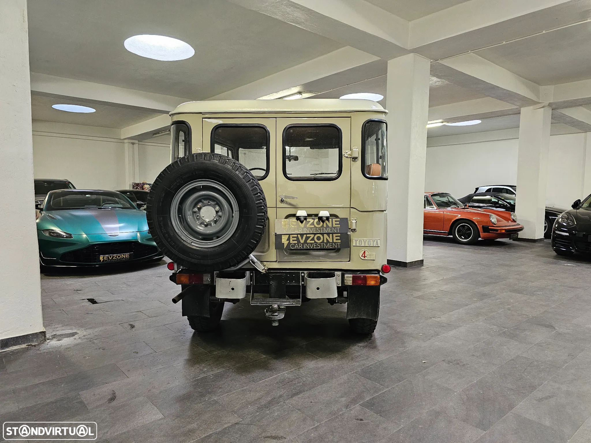 Toyota Land Cruiser - 6
