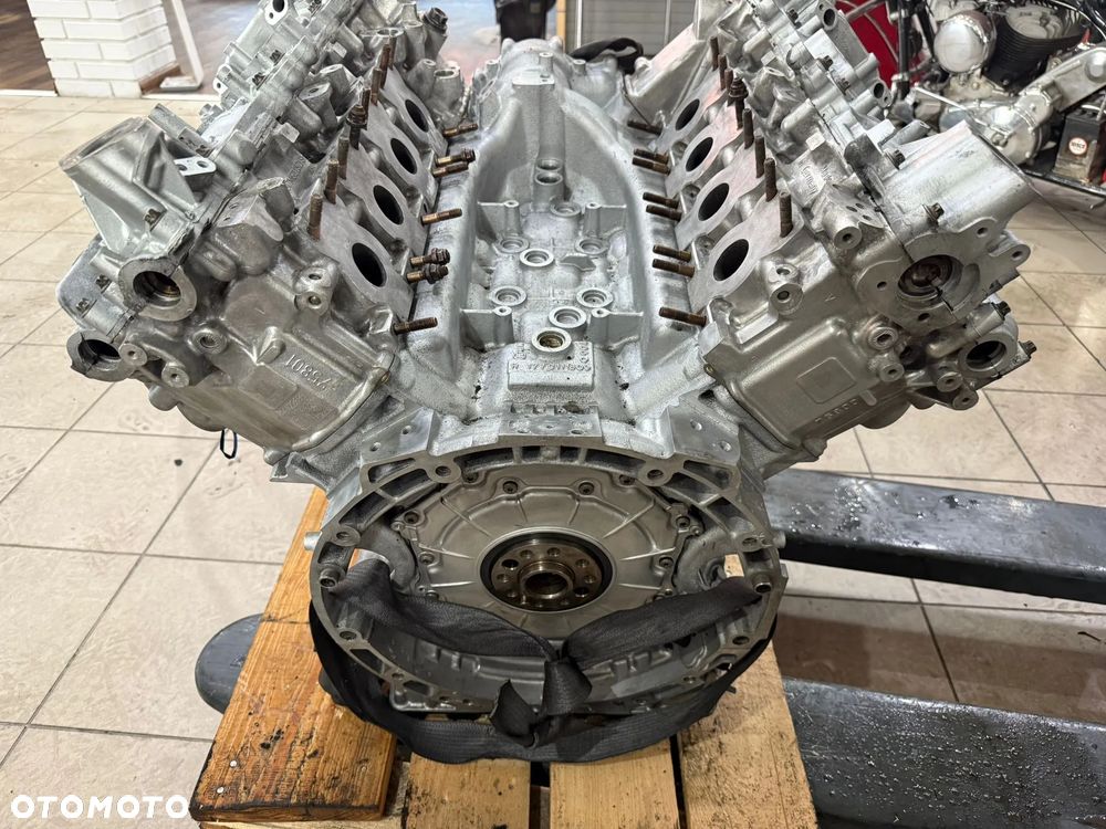 Silnik Mercedes 4.0 V8 63 AMG S BiTurbo W205 W213 W222 177.980 2019r - 3