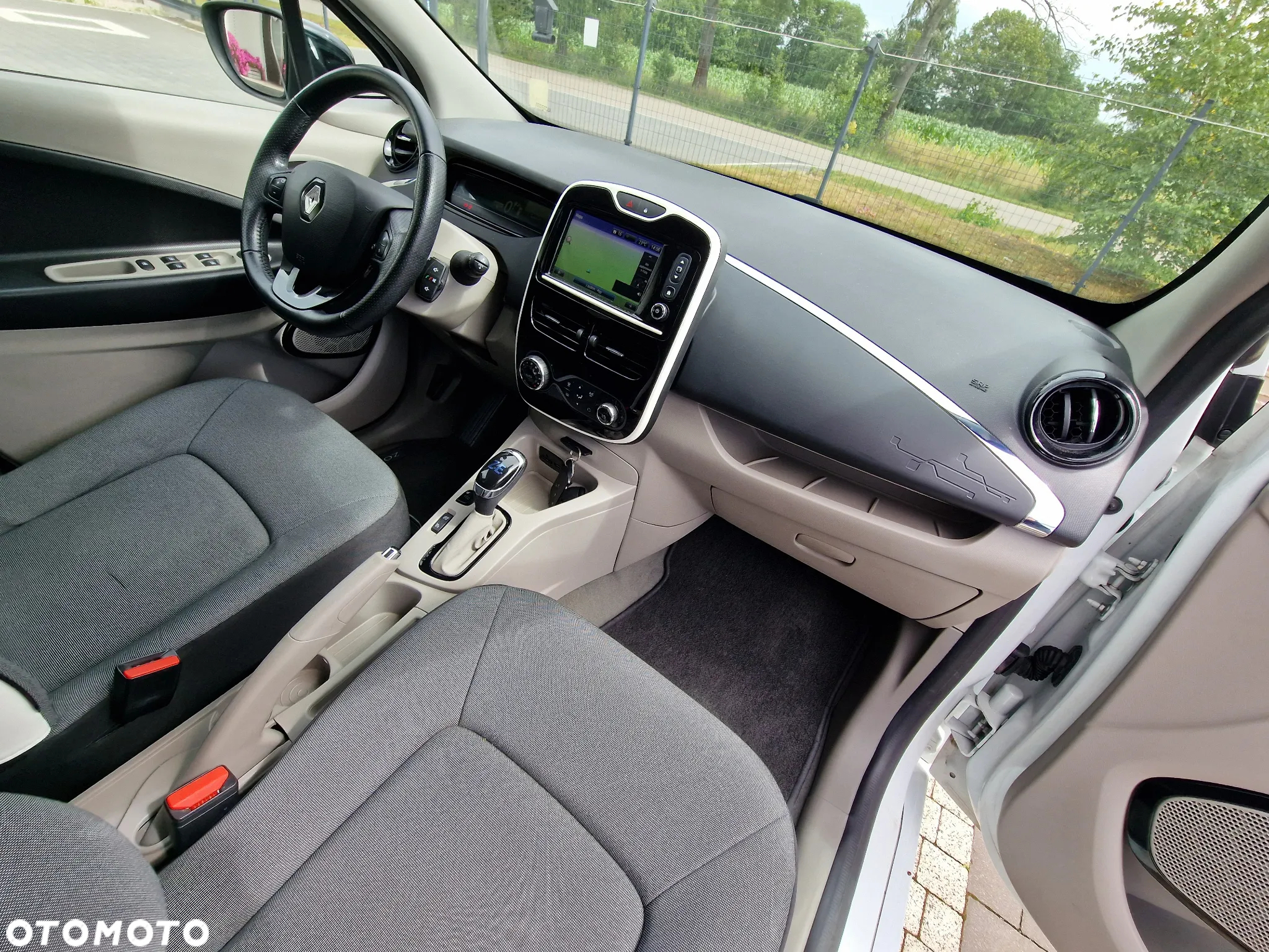 Renault Zoe - 20