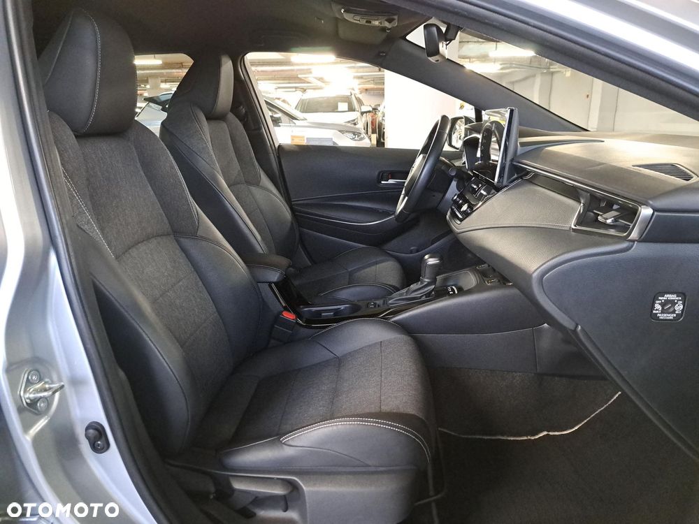 Toyota Corolla 1.8 Hybrid Style - 16