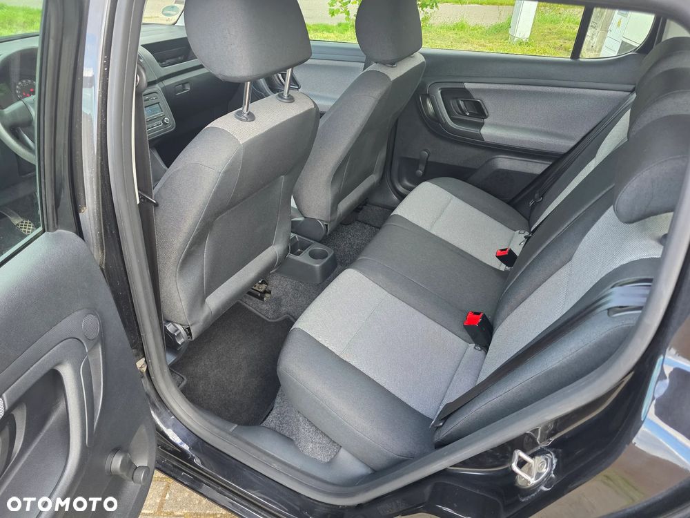 Skoda Fabia 1.2 HTP COOL EDITION - 9