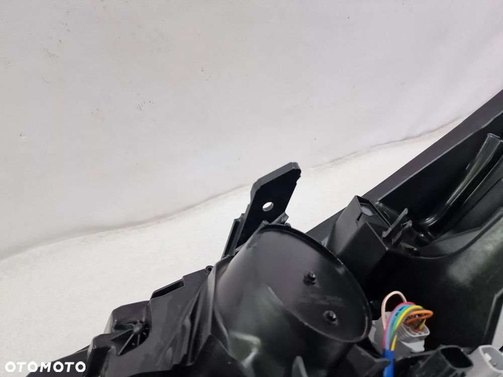 MITSUBISHI ECLIPSE CROSS PRAWA LAMPA PRZEDNIA PRZÓD FULL LED , NR STANLEY W3153 , NR AUKCJI LA449 - 21