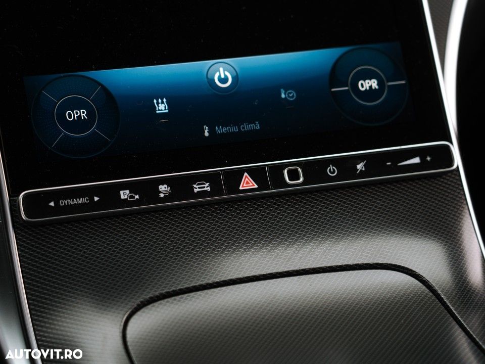 Mercedes-Benz C - 28