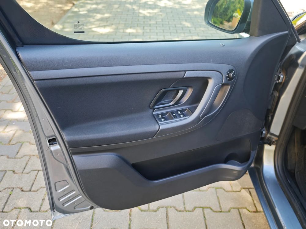 Skoda Roomster 1.2 TSI Style PLUS EDITION - 12