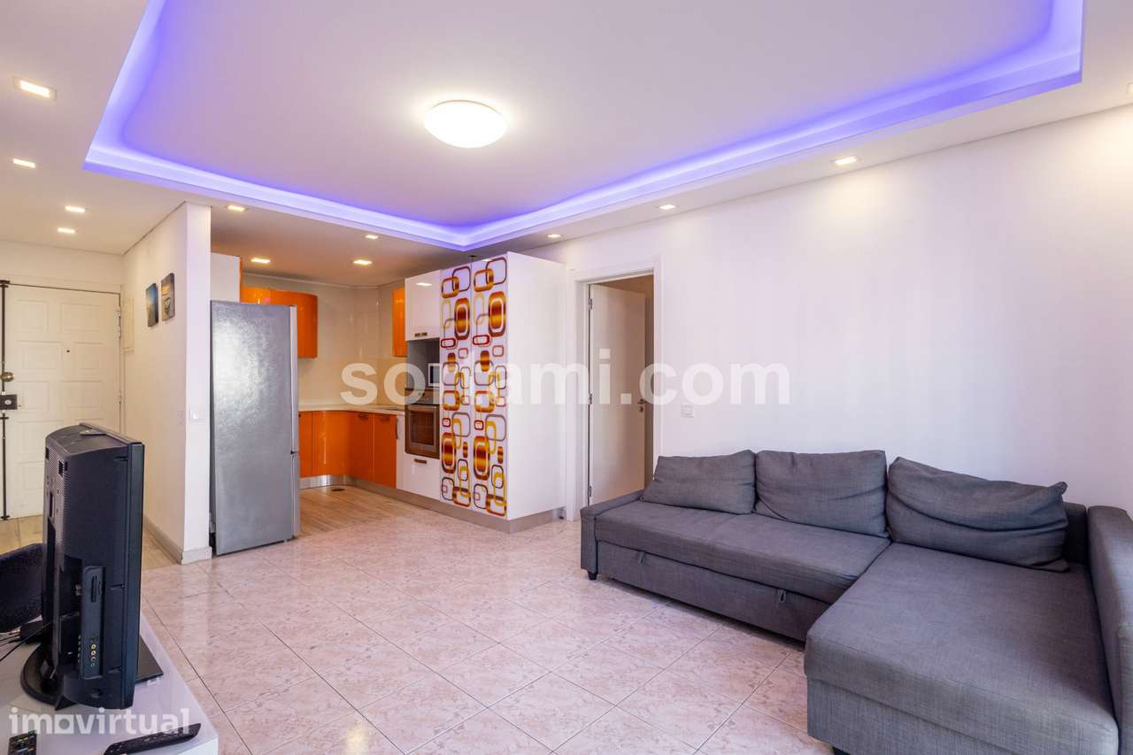 Apartamento T1+1 Venda em Quarteira,Loulé - Grande imagem: 2/13