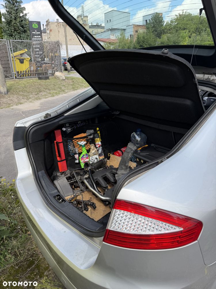 Ford Mondeo 2.0 TDCi Ghia - 35