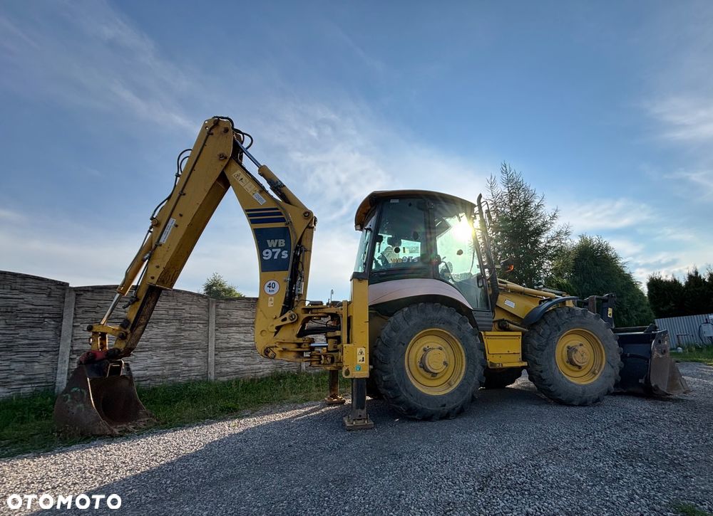 Komatsu WB97S-5EO 2015r 4x4x4 koparko ładowarka dżojstiki - 1