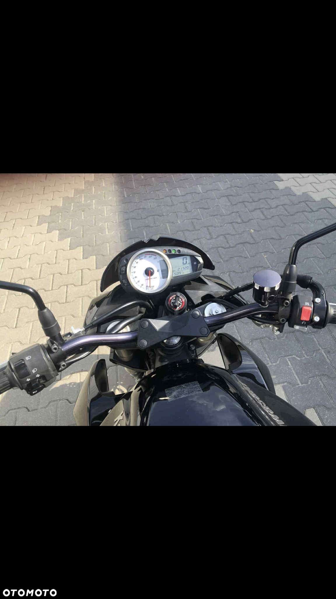 Kawasaki Z - 7