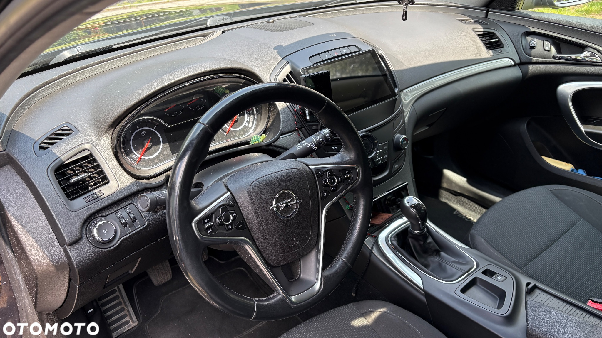 Opel Insignia - 10