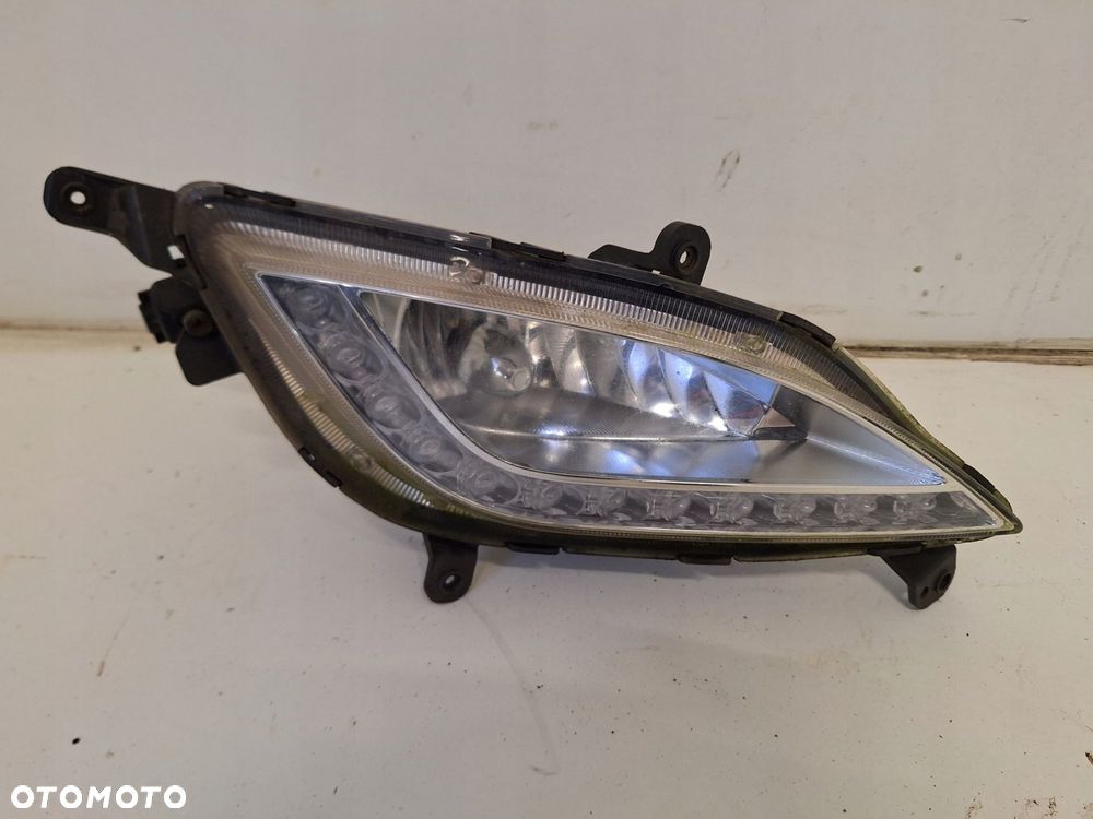 hyundai i30 ii hb 5d 13r halogen led zderzaka prawy przód 92202-a61 - 1