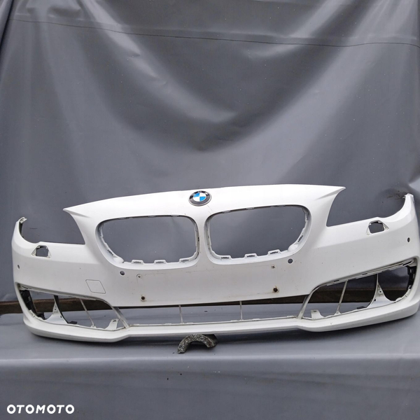 Bmw 5 F10 F11 Lift zderzak przedni przód 13-17