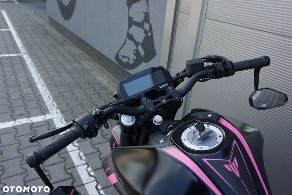 Yamaha MT - 15