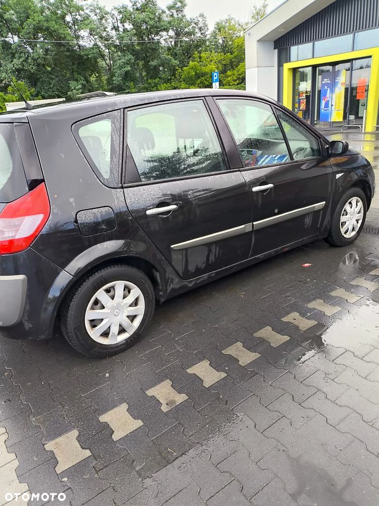 Renault Scenic 1.6 Confort Expression - 4