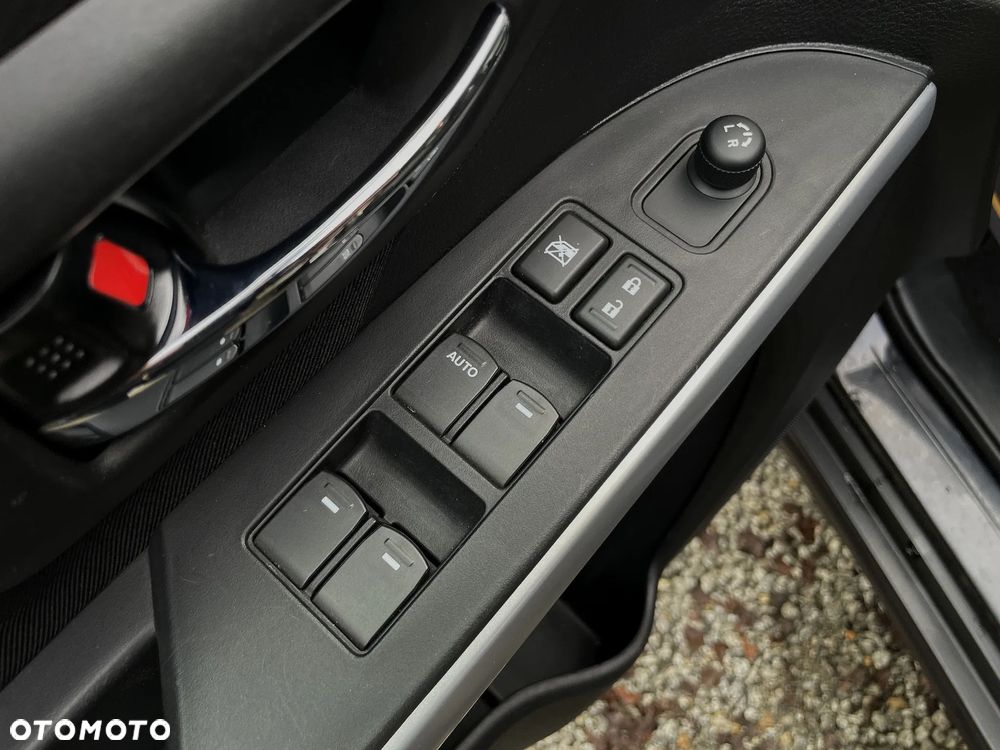 Suzuki SX4 S-Cross 1.6 VVT 4x2 Comfort - 29