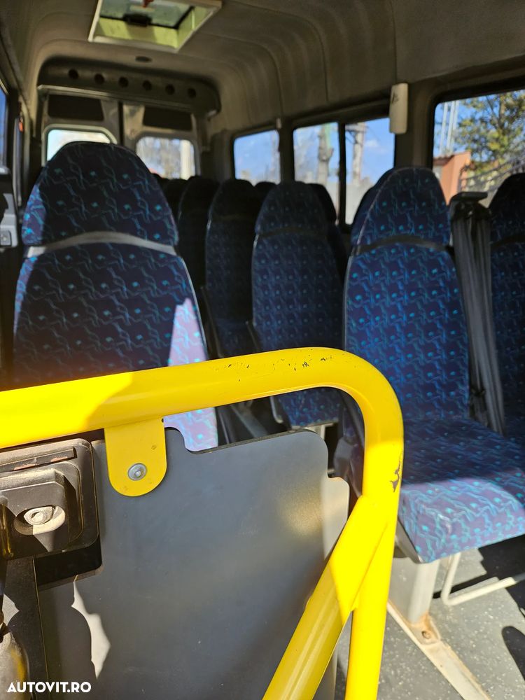 Mercedes-Benz Sprinter - 10