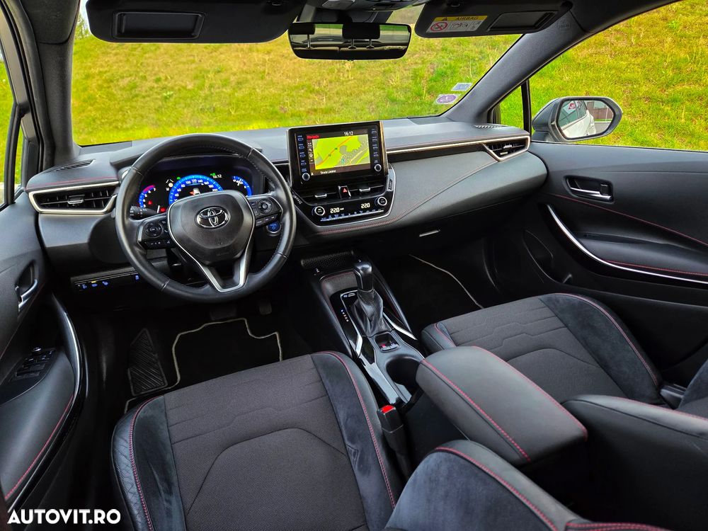 Toyota Corolla 1.8 Hybrid Business Edition - 15