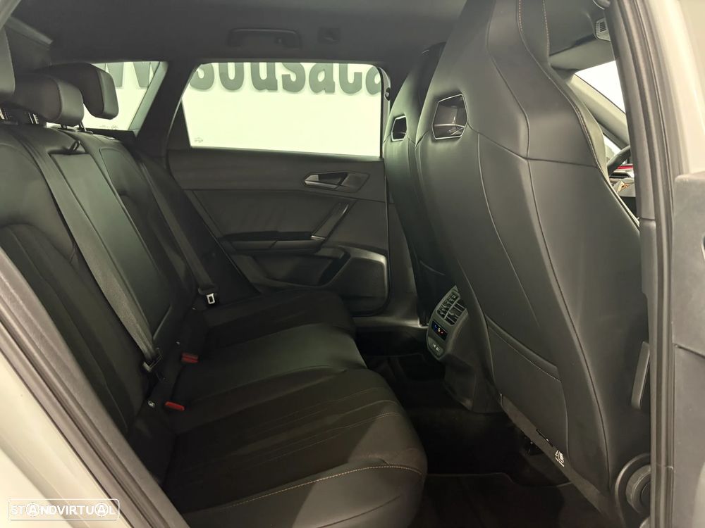 Cupra Leon ST 1.4 e-Hybrid MID DSG - 11