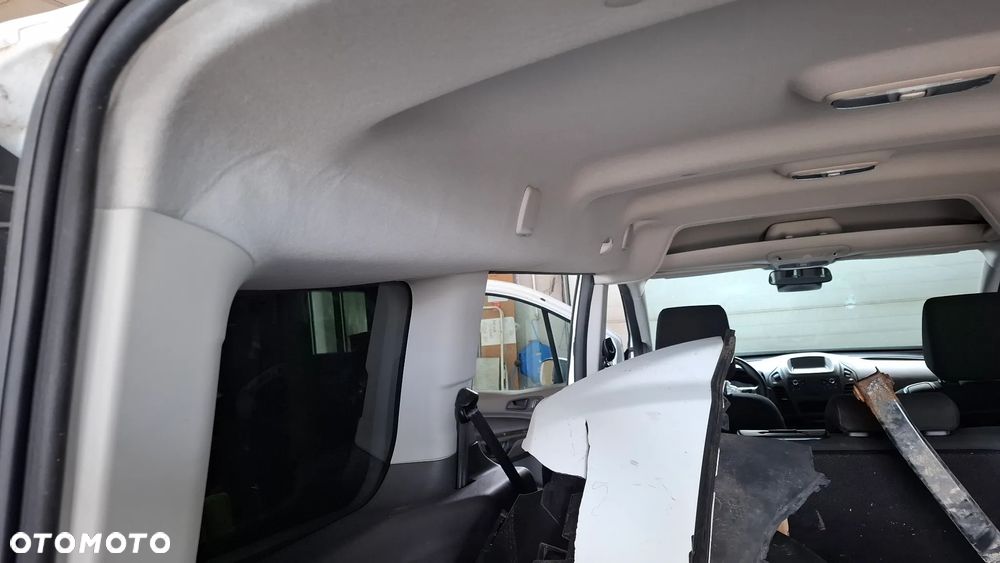 Ford Transit Connect - 22