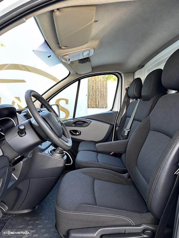 Renault Trafic Grand Combi Expression - 15