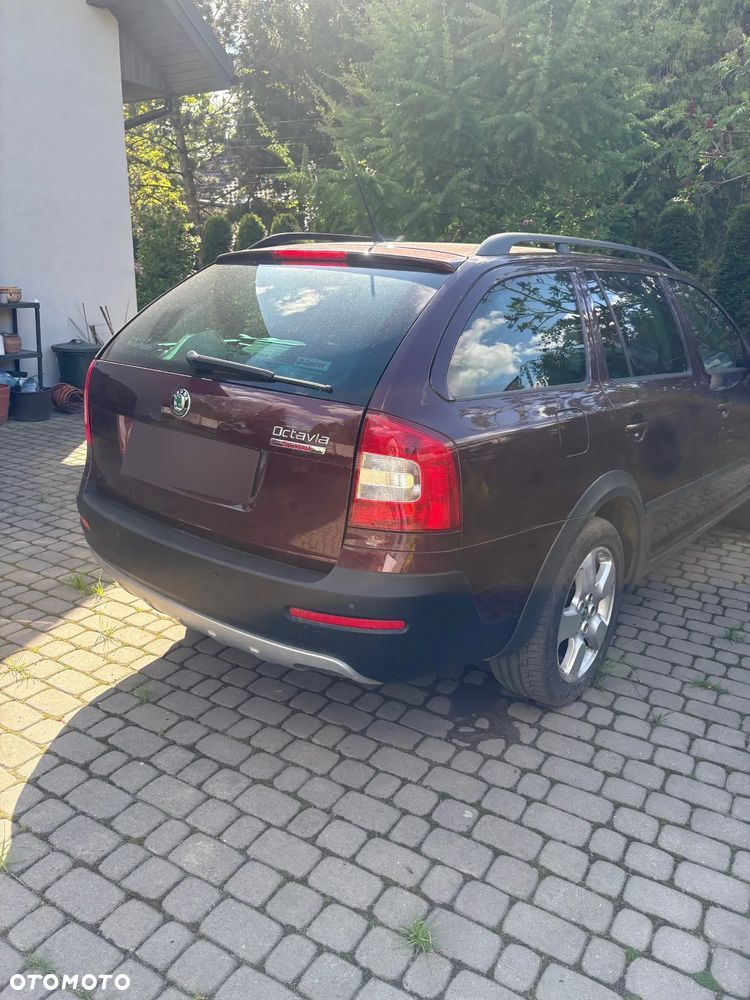 Skoda Octavia Scout 1.8 TSI - 4