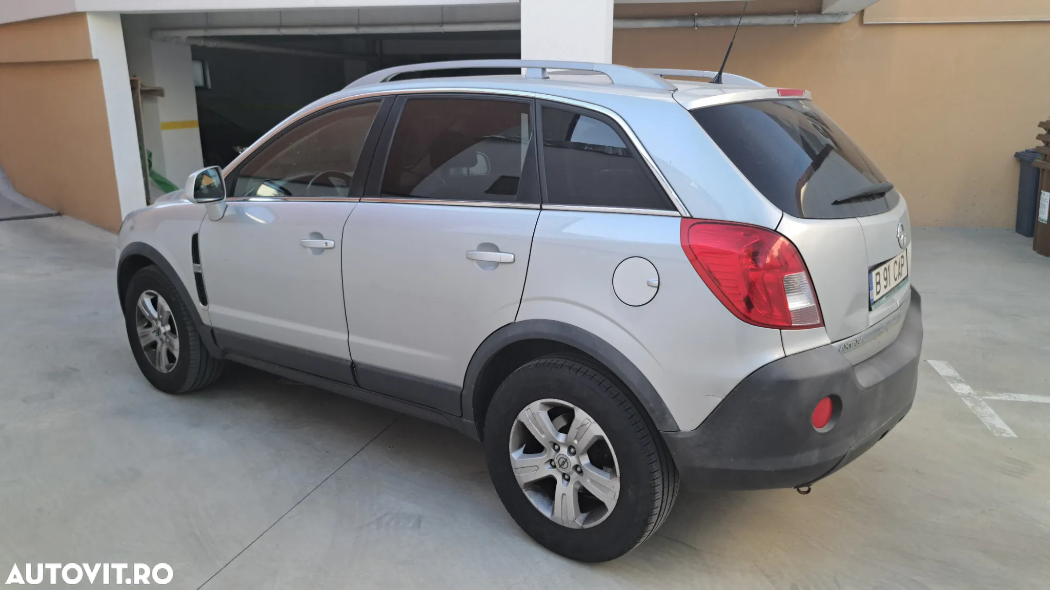 Opel Antara 2.2 ECOTEC AWD Cosmo Aut. - 3