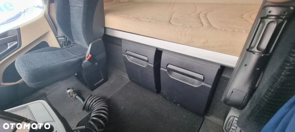 Mercedes-Benz Zestaw Mercedes Benz Actros 1842 + naczepa silo Feldbinder EUT 45.3 - 8