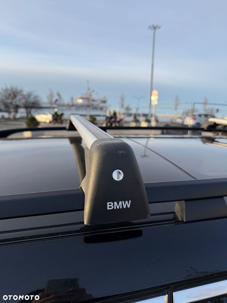 BMW Seria 5 525d - 24