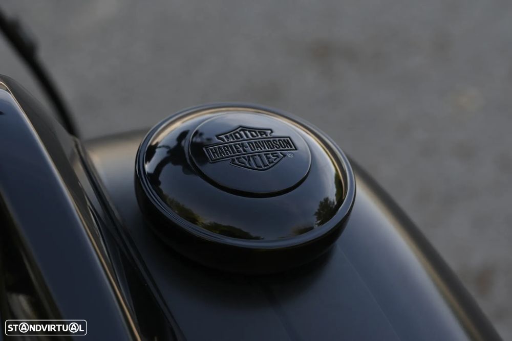 Harley-Davidson Softail FXFB Fat Bob - 9