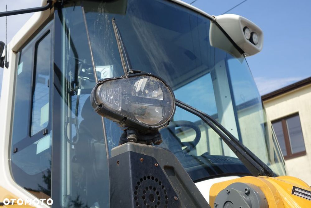 Liebherr L526 / ŁADOWARKA / 16 000 KG / SZYBKOZŁĄCZE / NOWE OPONY PRZÓD - 22