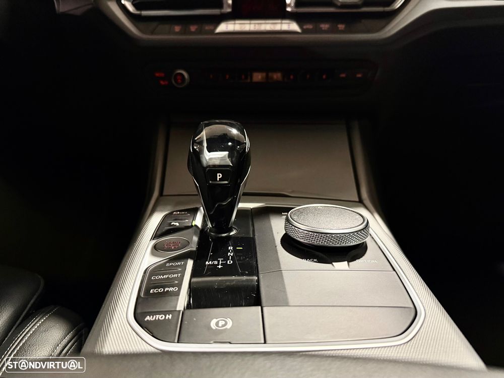 BMW 320 d Line Sport Auto - 40