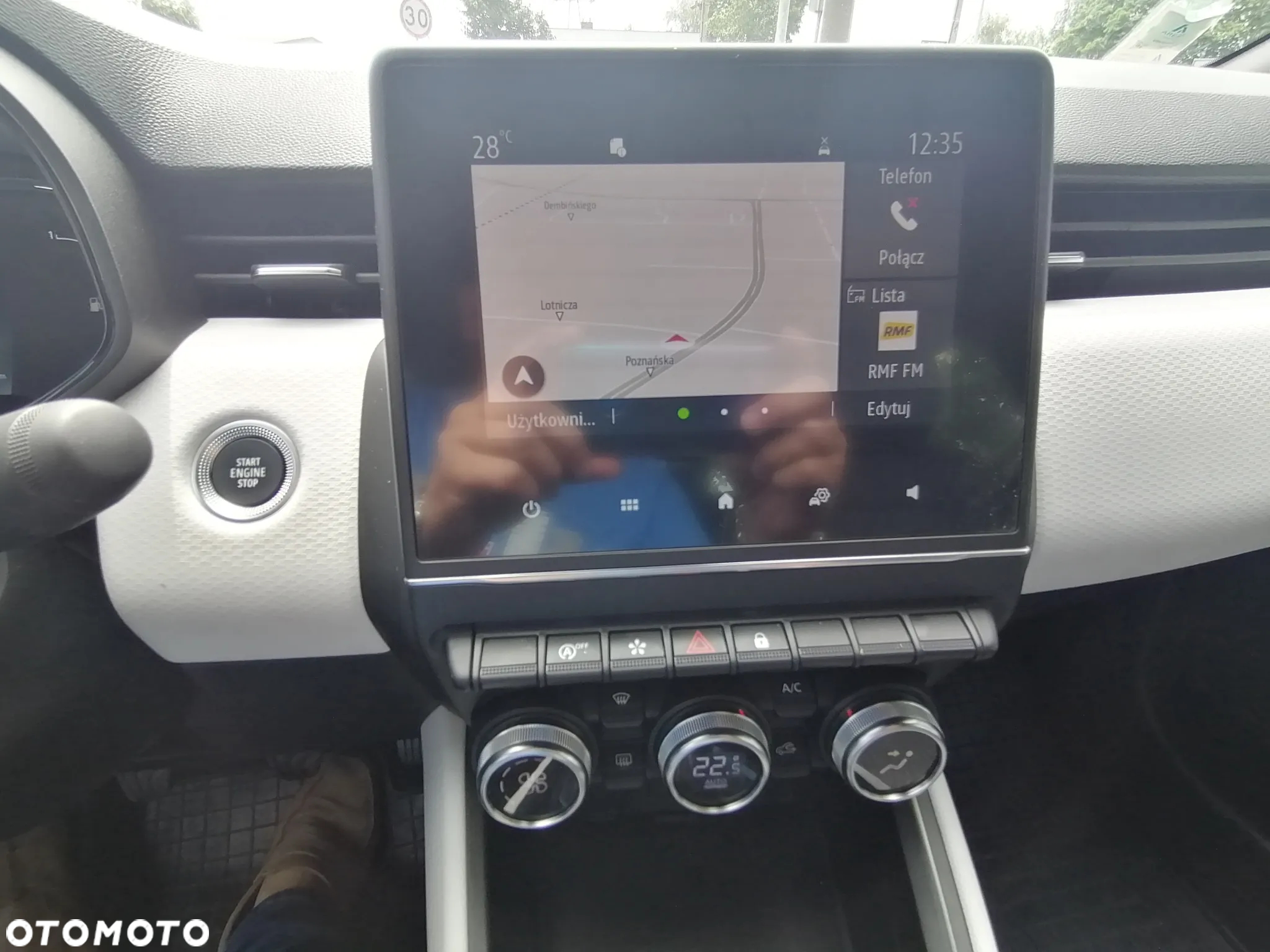 Renault Clio TCe 90 TECHNO - 33